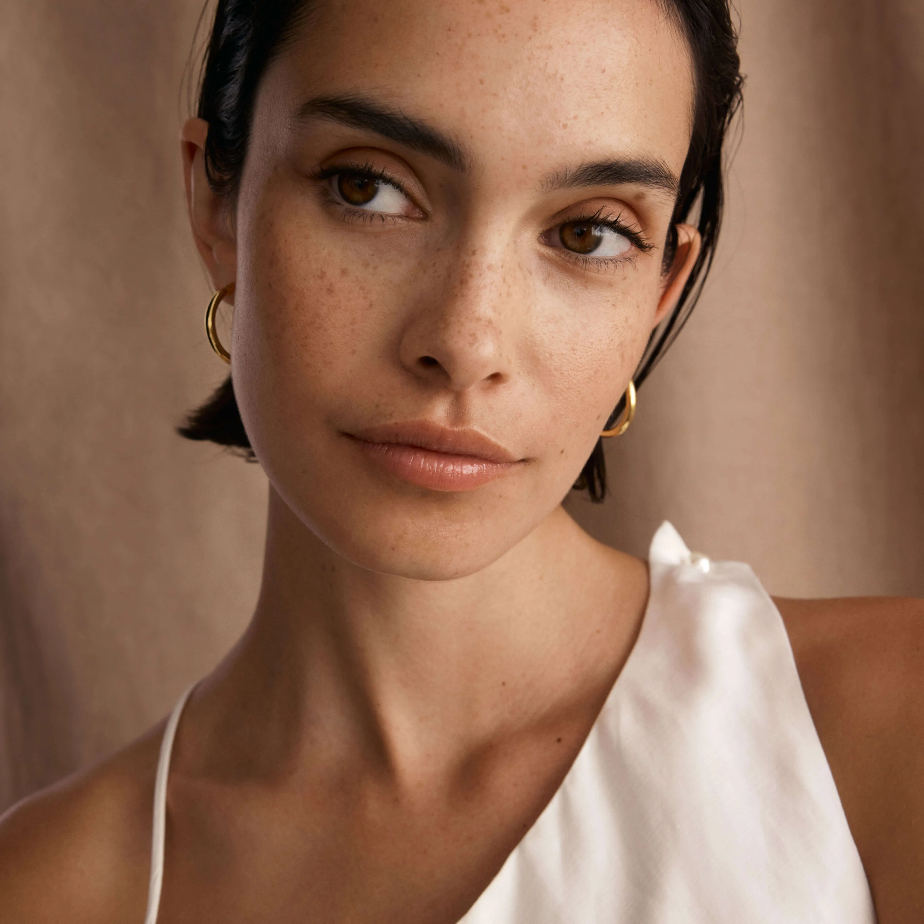 Classic Hoops Medium - Gold