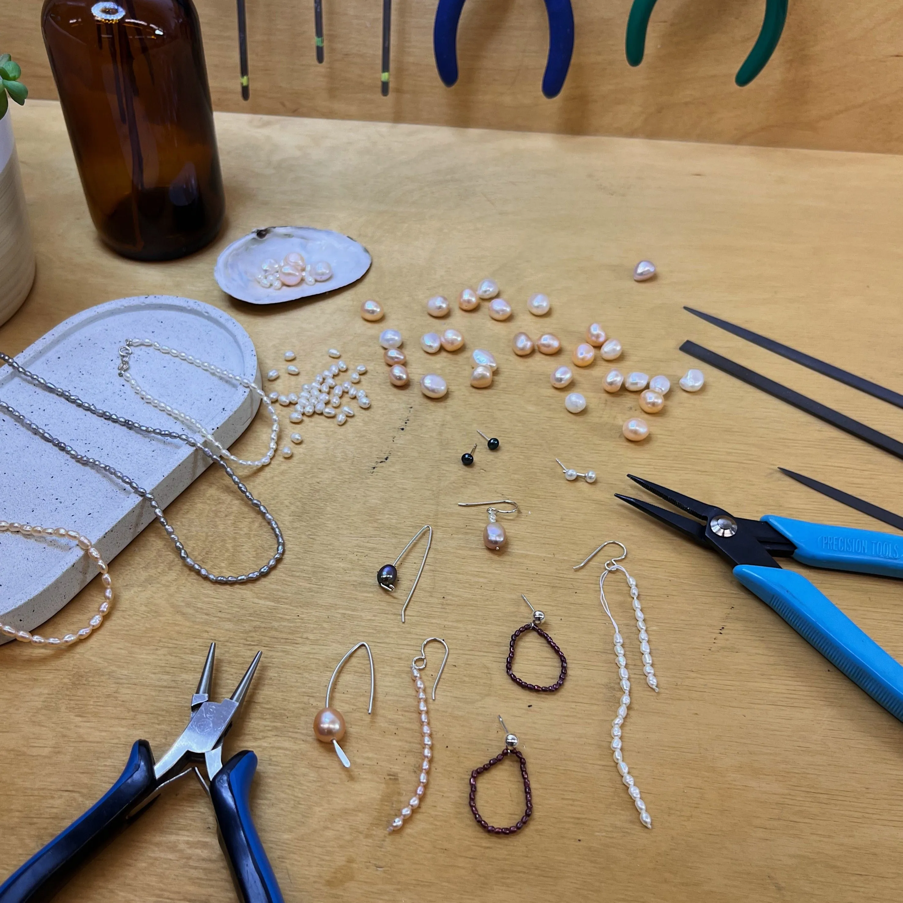 WORKSHOP - Make a Bracelet or a pair of Earrings with Real Pearls